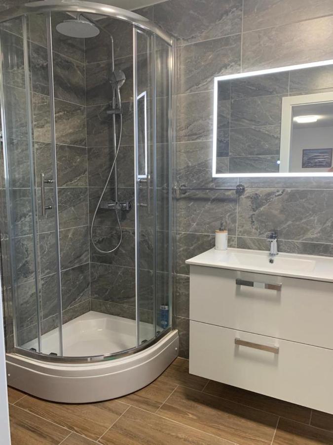 Apartmani Albatros Perusic Exteriér fotografie