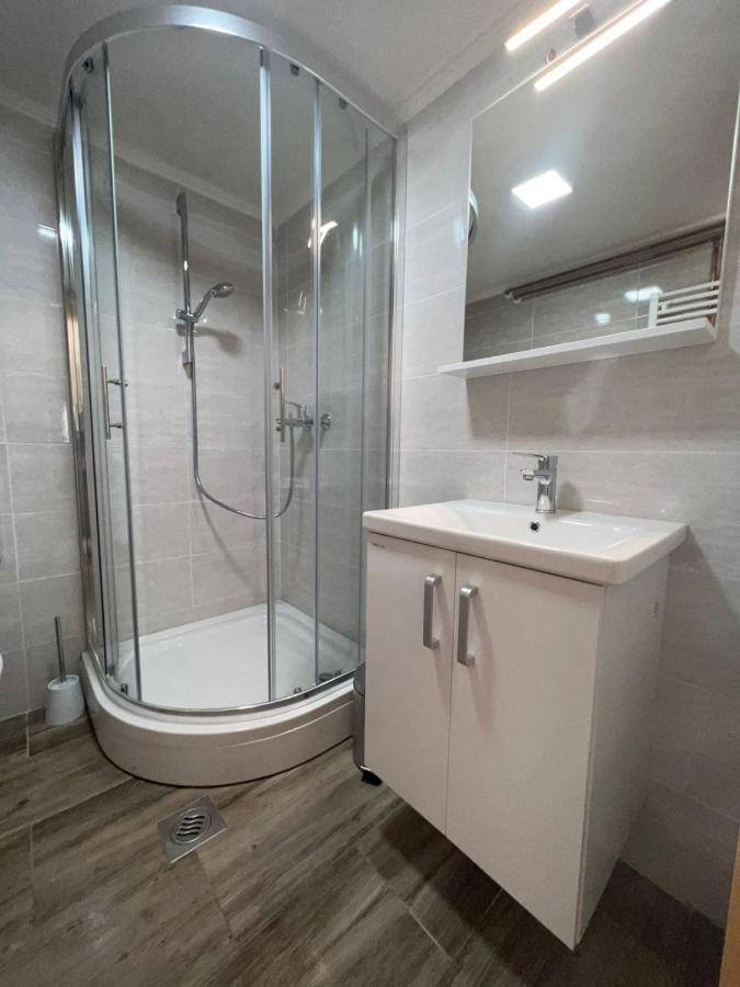 Apartmani Albatros Perusic Exteriér fotografie