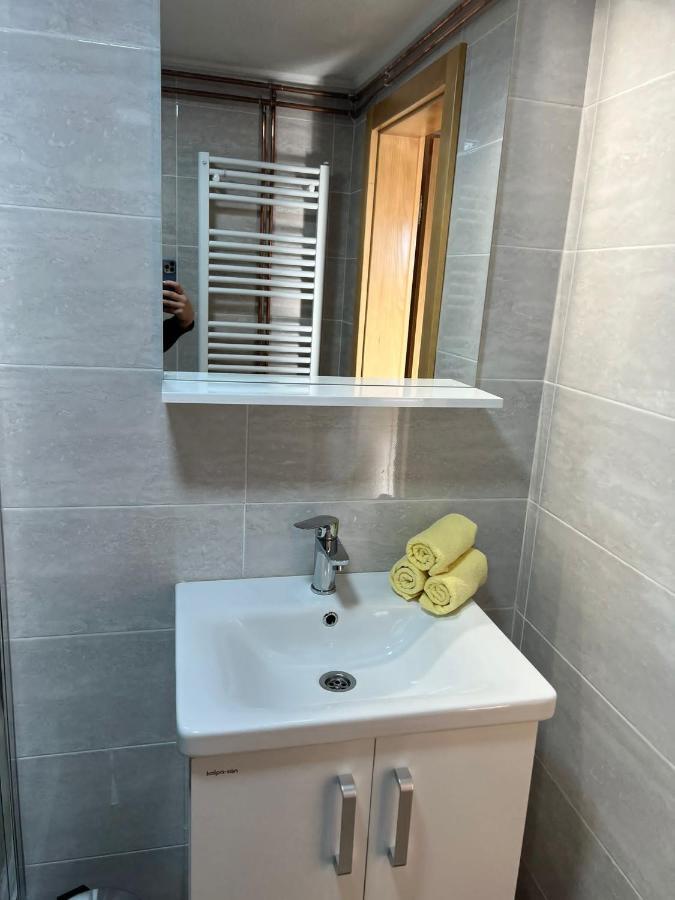 Apartmani Albatros Perusic Exteriér fotografie